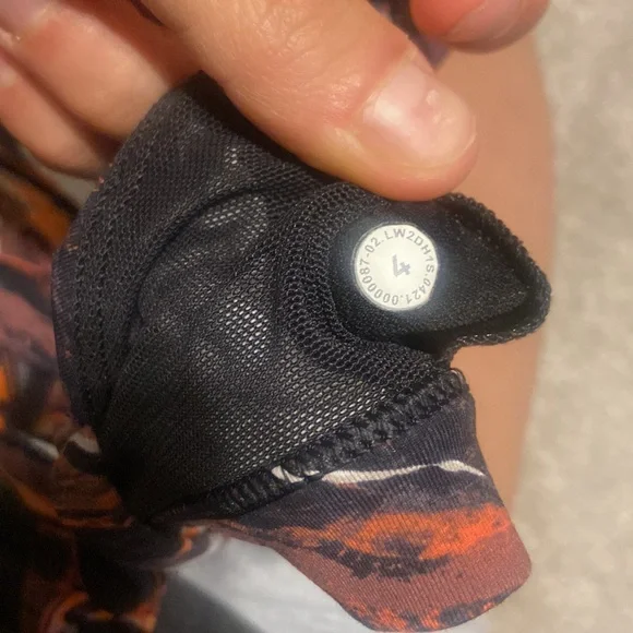 Lululemon bra - Picture 4 of 4